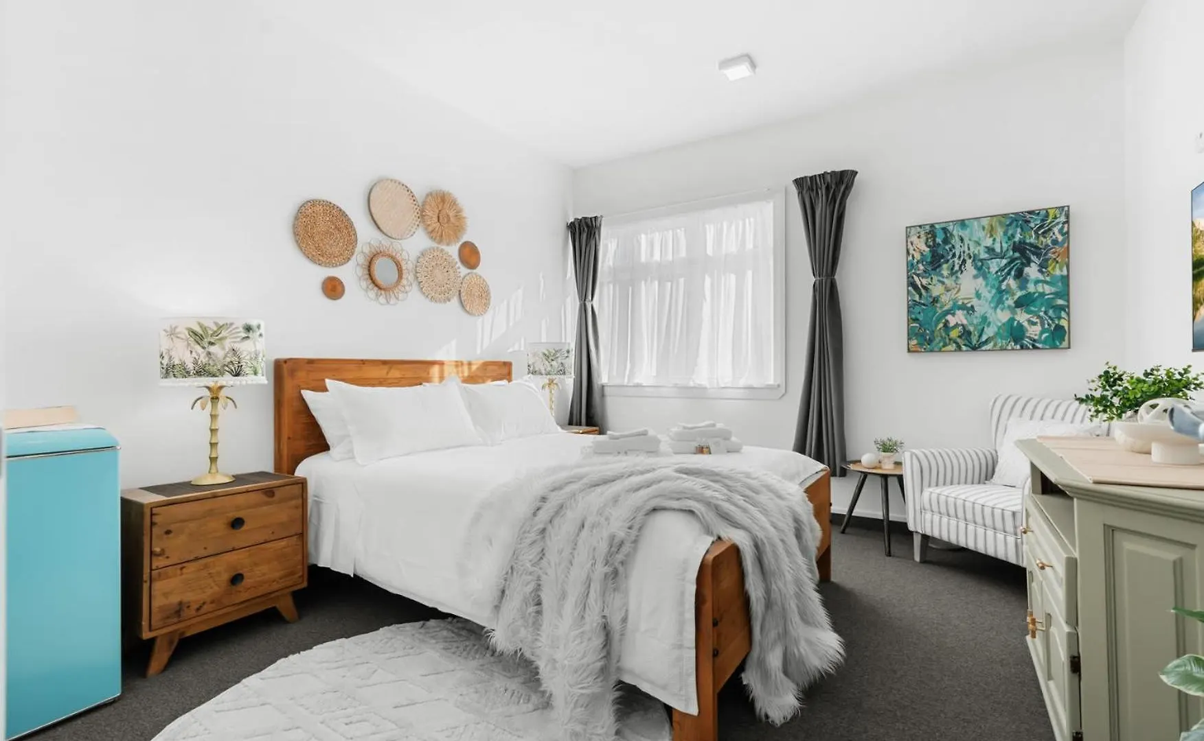 9-Bedroom Christchurch City Villa - Sleeps 19